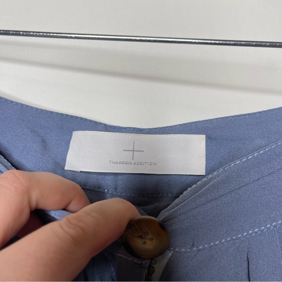 Thakoon 100% silk blue pleated shorts sz 4 - Picture 4 of 7